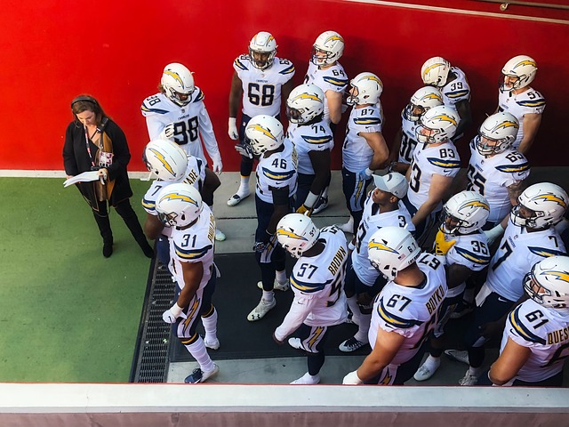 因为年轻球 因为年轻球